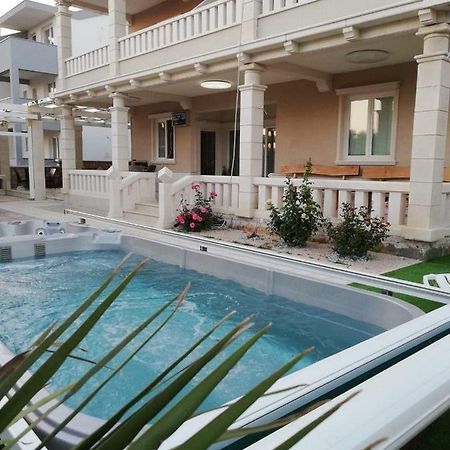 Guesthouse Villa Jurisic 노바야 외부 사진