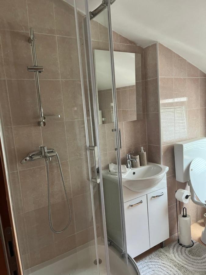 Guesthouse Villa Jurisic 노바야 외부 사진