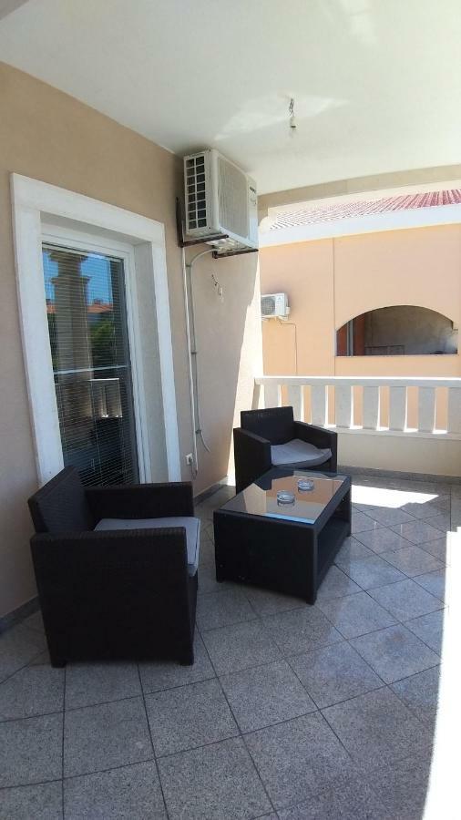 Guesthouse Villa Jurisic 노바야 외부 사진