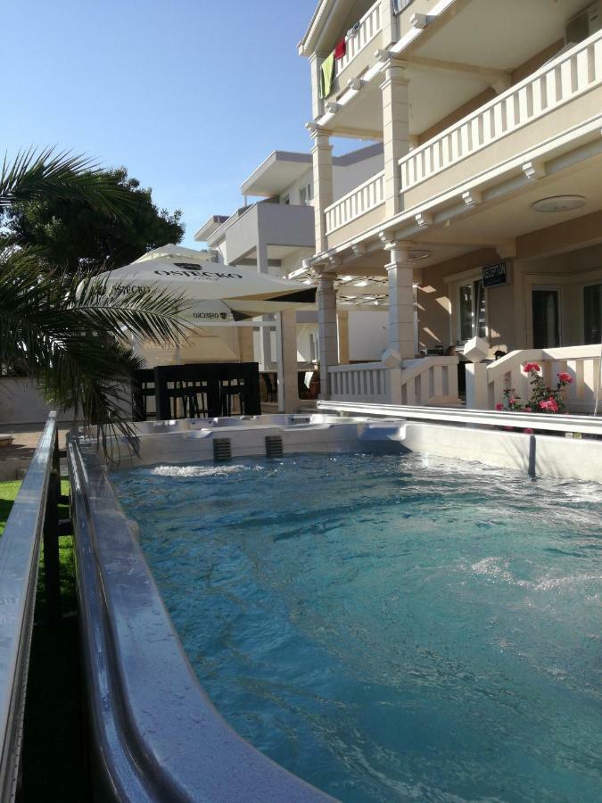 Guesthouse Villa Jurisic 노바야 외부 사진